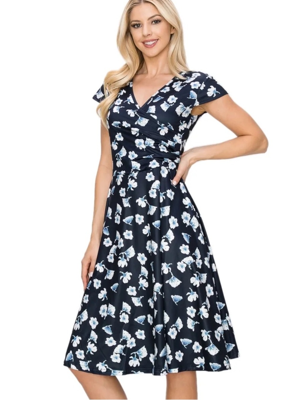 Haute Edition Women's V-Neck navy blue floral Skater Dress size XL